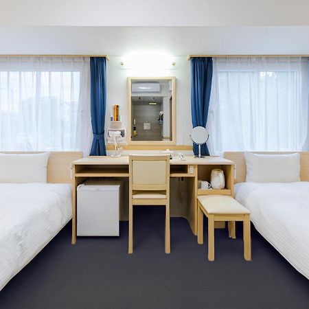 Toyoko Inn Kagoshima Chuo Eki Higashi Guchi Bagian luar foto